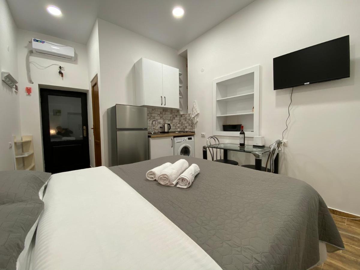 Guest House Gml-2 Tbilisi Exterior photo